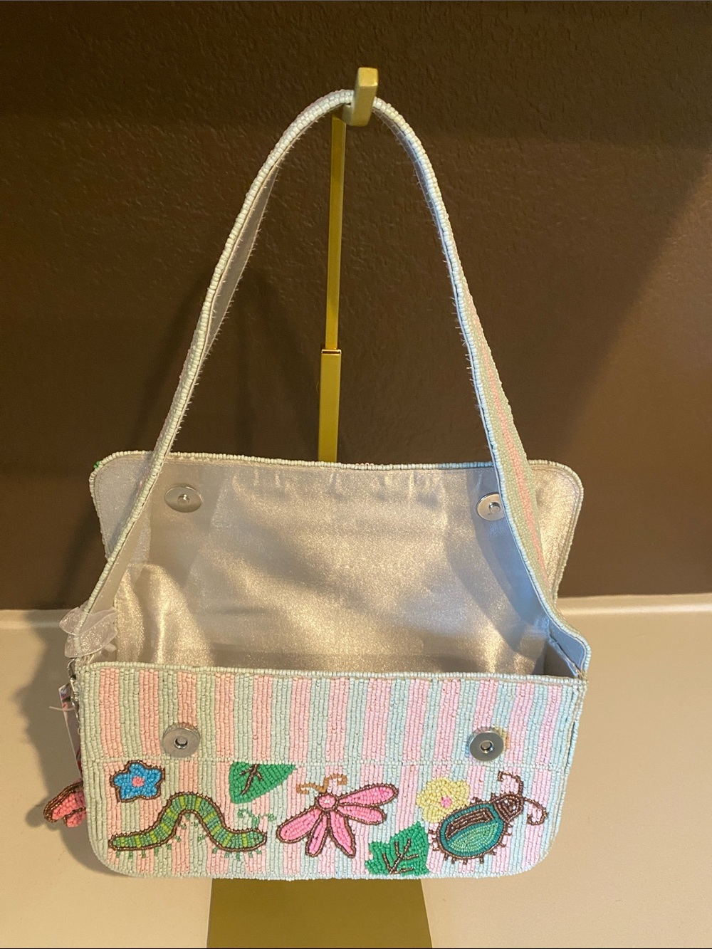 Tjmaxx New Beaded Caterpillar bag - Picture 4 of 6